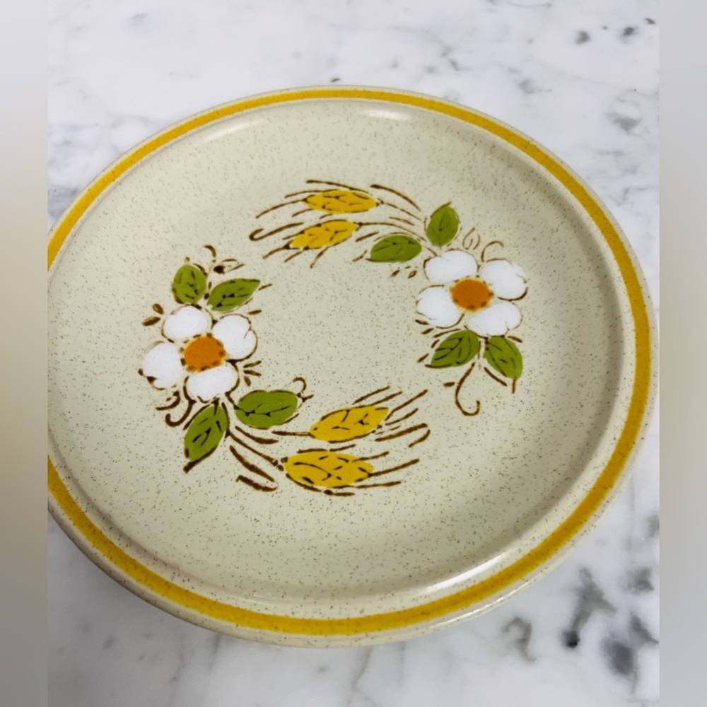 Hearthside Garden Festival Prairie Flower Salad Plate | Japanese Stoneware